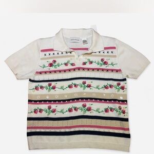 Alfred Dunner Cream Strawberry V-Neck Sweater